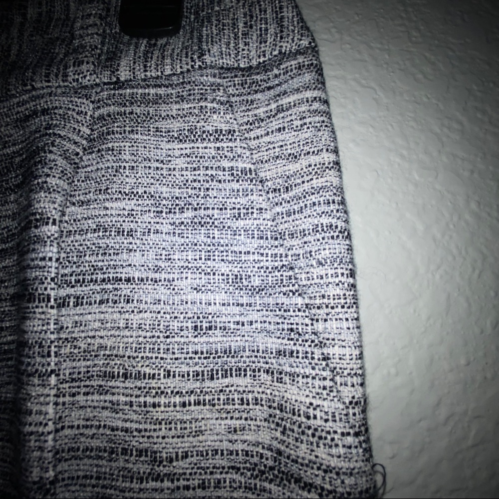 Milly Tweed Short - Picture 2 of 5